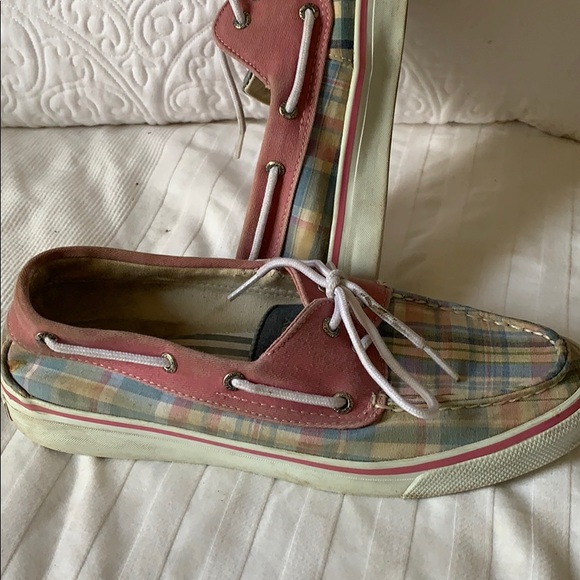 Sperry - Picture 2 of 5